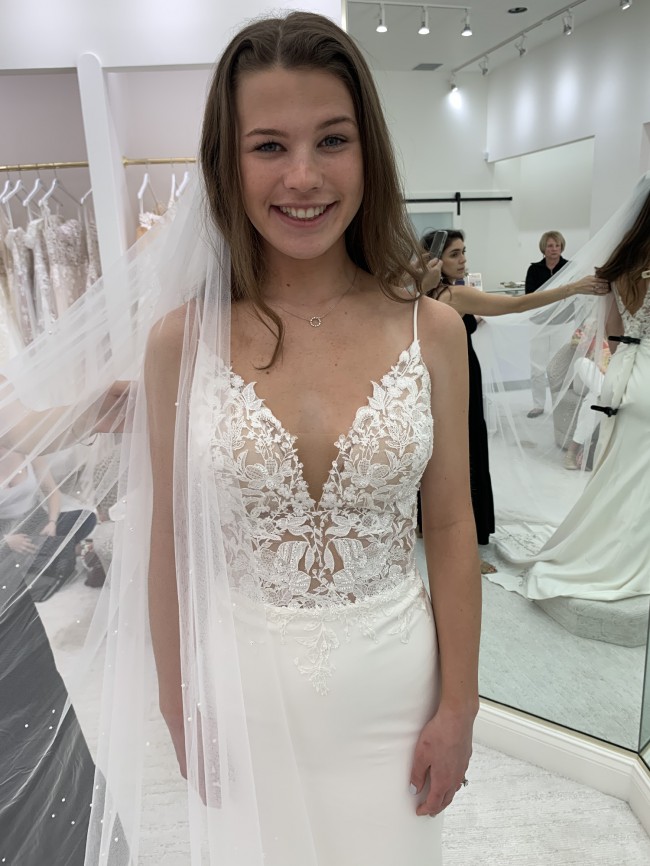 justin-alexander-wedding-dress-save-60-stillwhite