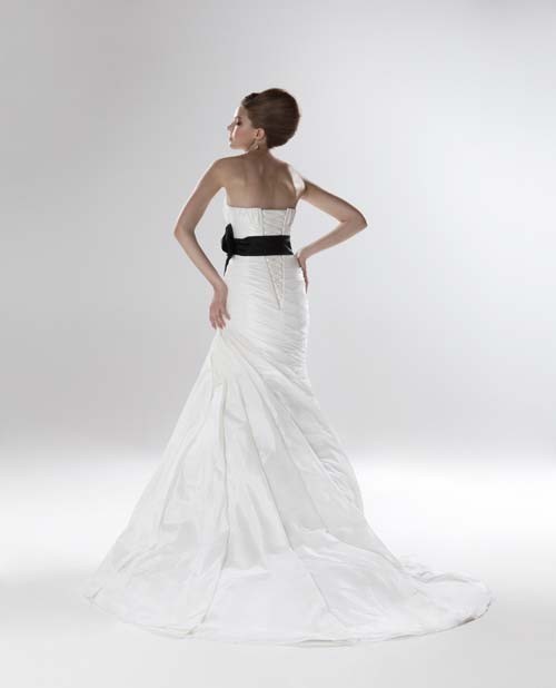 ウエディングドレスEllis bridal ウエディングドレスEllis bridal ウェディングドレス