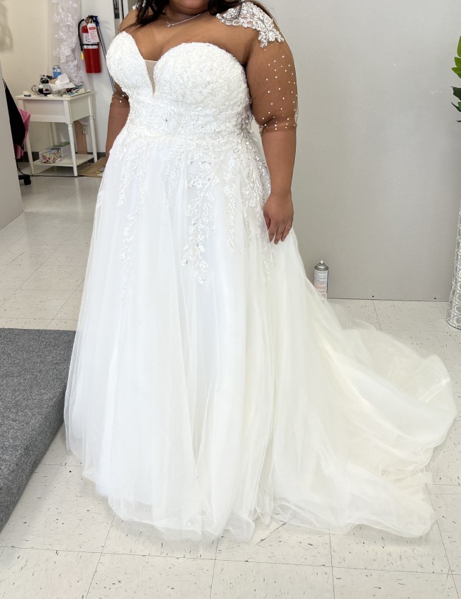 Allure Bridals Allure STYLE NO. 9852 Wedding Dress Save 53% - Stillwhite