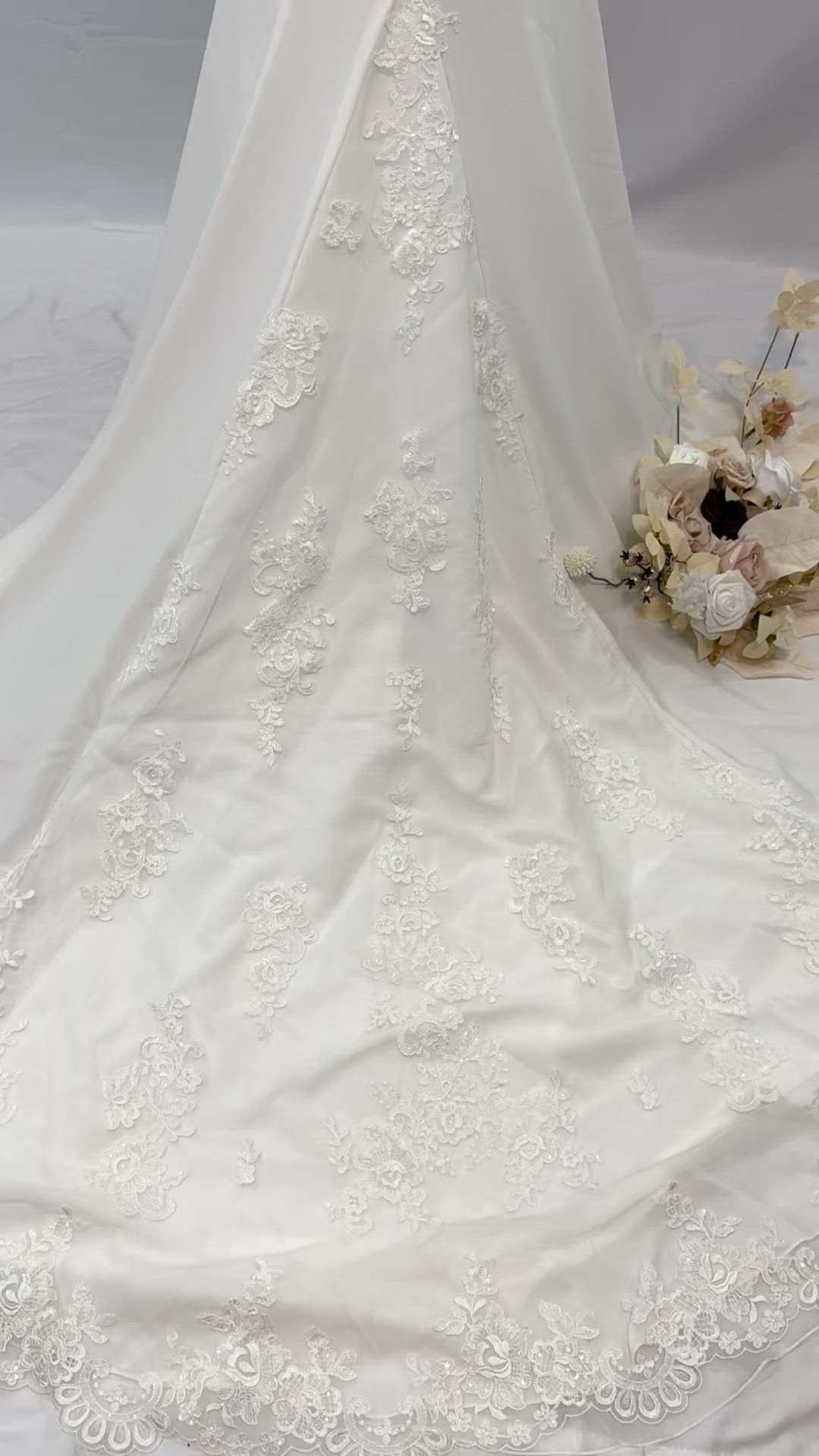 Pronovias, Maite NWT Size 12
