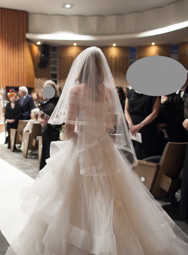 monique lhuillier veil
