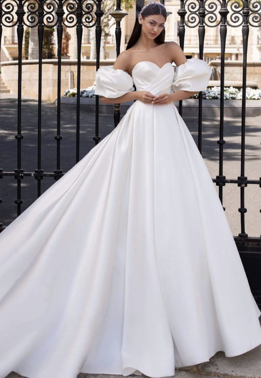 Pronovias IXION Wedding Dress Save 32% - Stillwhite