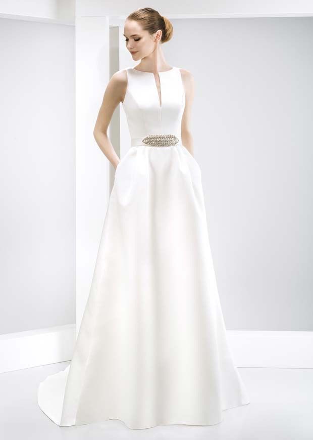  Jesus  Peiro  6019 New Wedding  Dress  on Sale 40 Off 