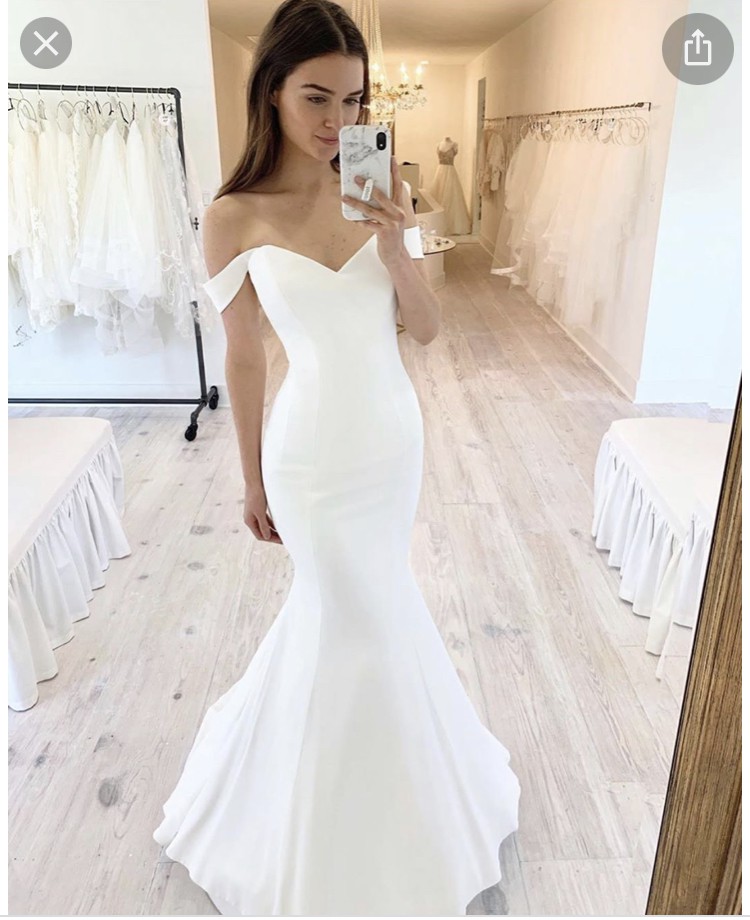 Suzanne Neville Alaia Used Wedding Dress Save 57% - Stillwhite