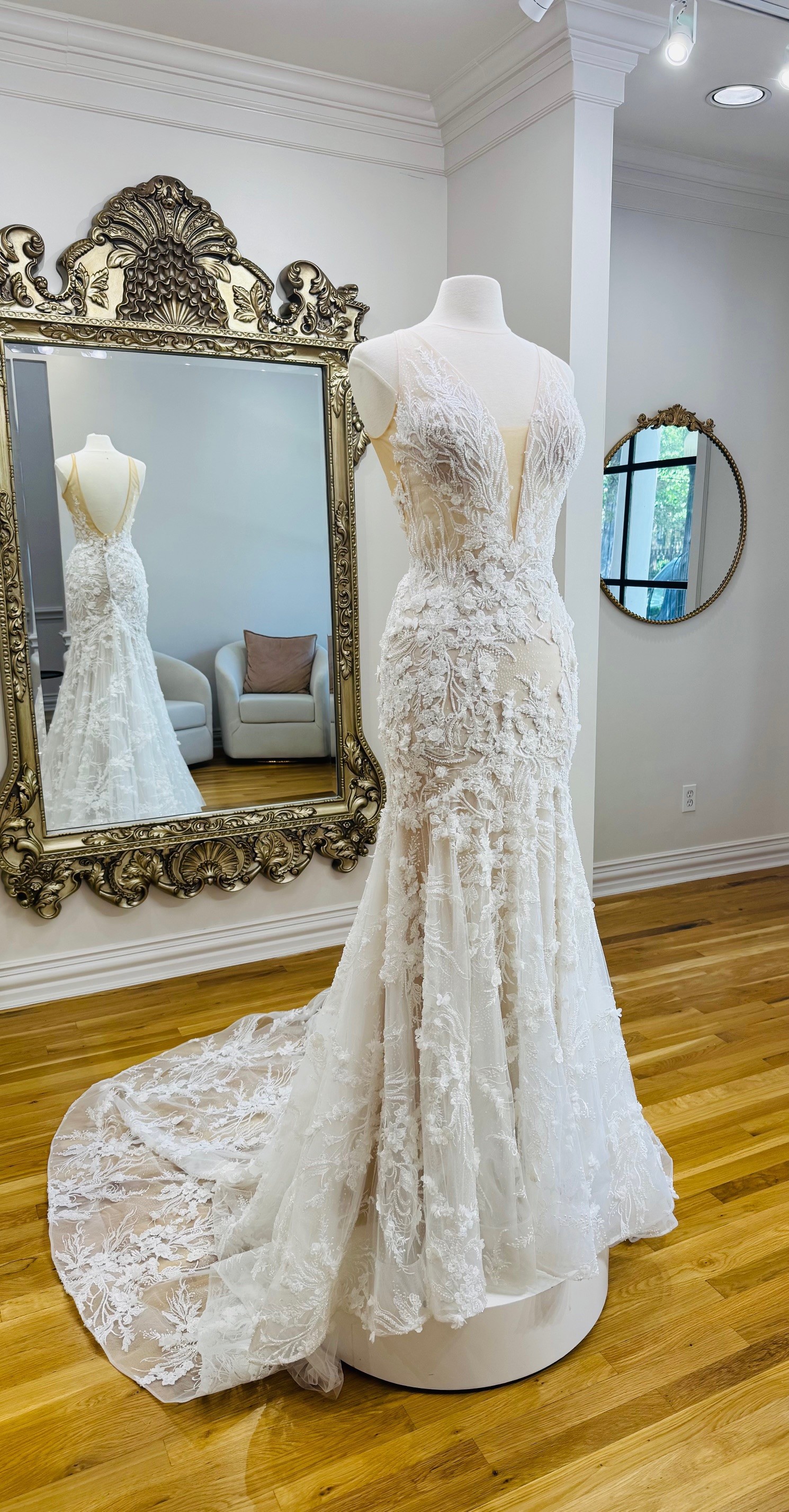 still white dresses Calla Blanche, 122111 Santana = New Unaltered - SALE Sample Wedding Dress Save 61% Color:#1-Dark Purple Fall Maxi Dresses Under pastoral style Dream dress See long white formal