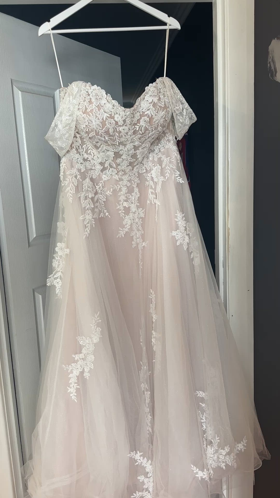 Stella York, Simone 7810