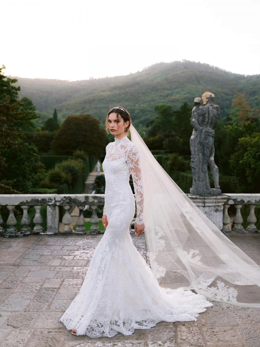 Monique Lhuillier Monique Lhuillier