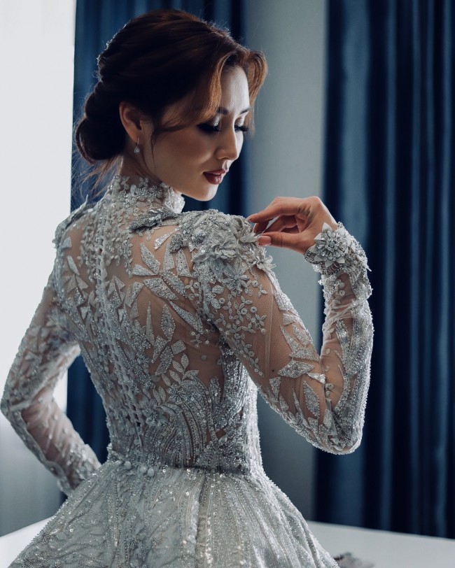 milla nova helen gown