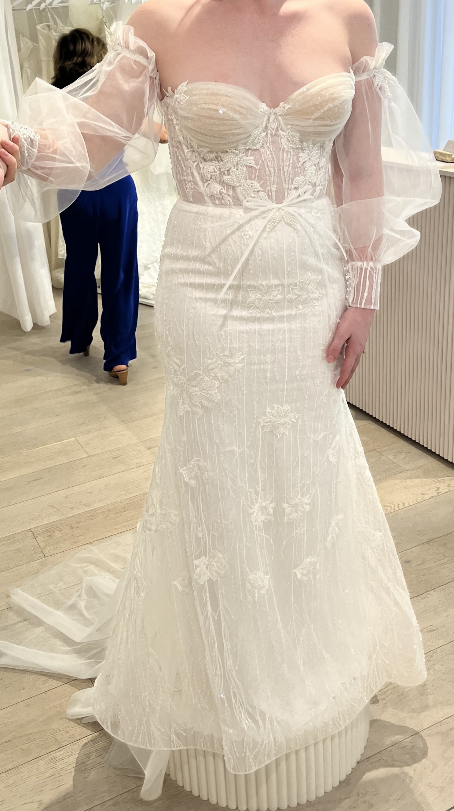 Ari Villoso, Susie New Wedding Dress Save 44% - Stillwhite