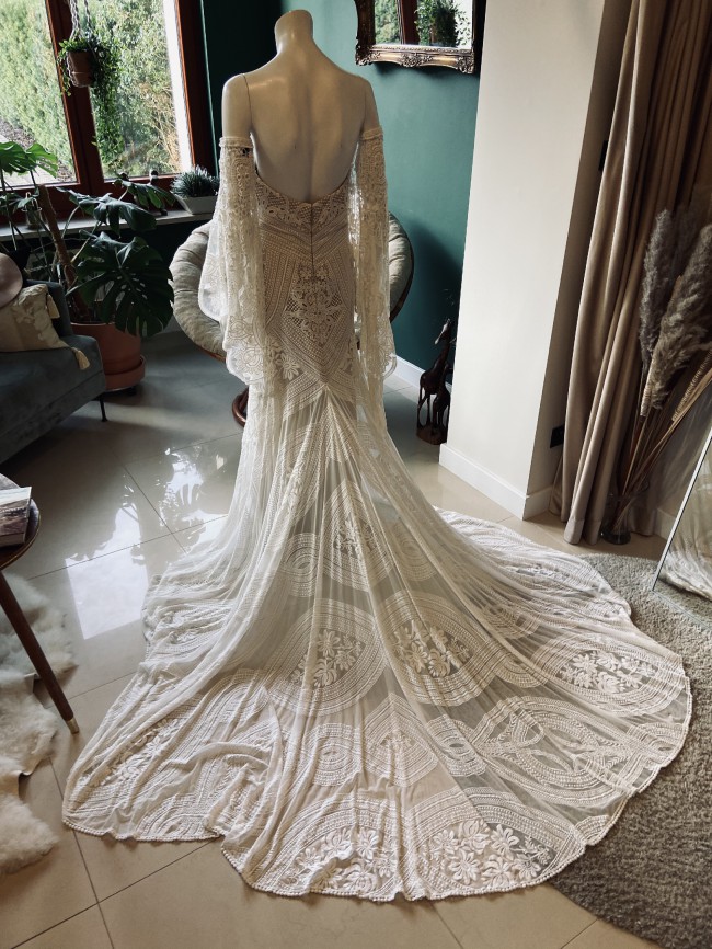 Rue De Seine ADARA Sample Wedding Dress Save 34 Stillwhite