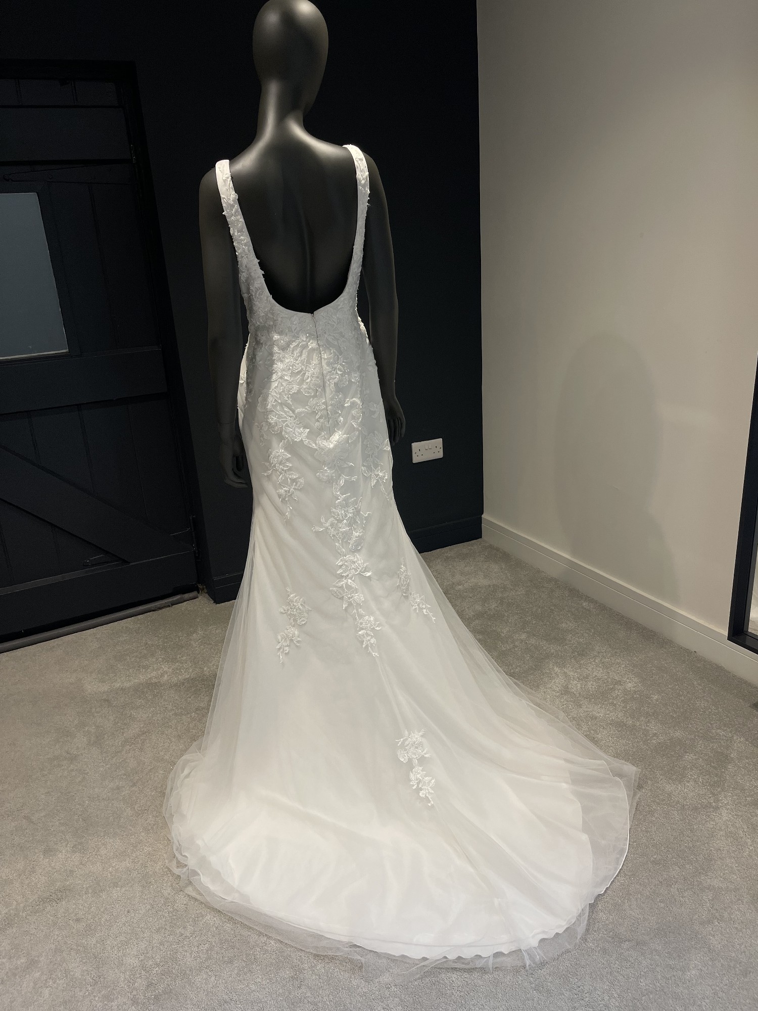 Pronovias Sample Wedding Dress Save 76% - Stillwhite