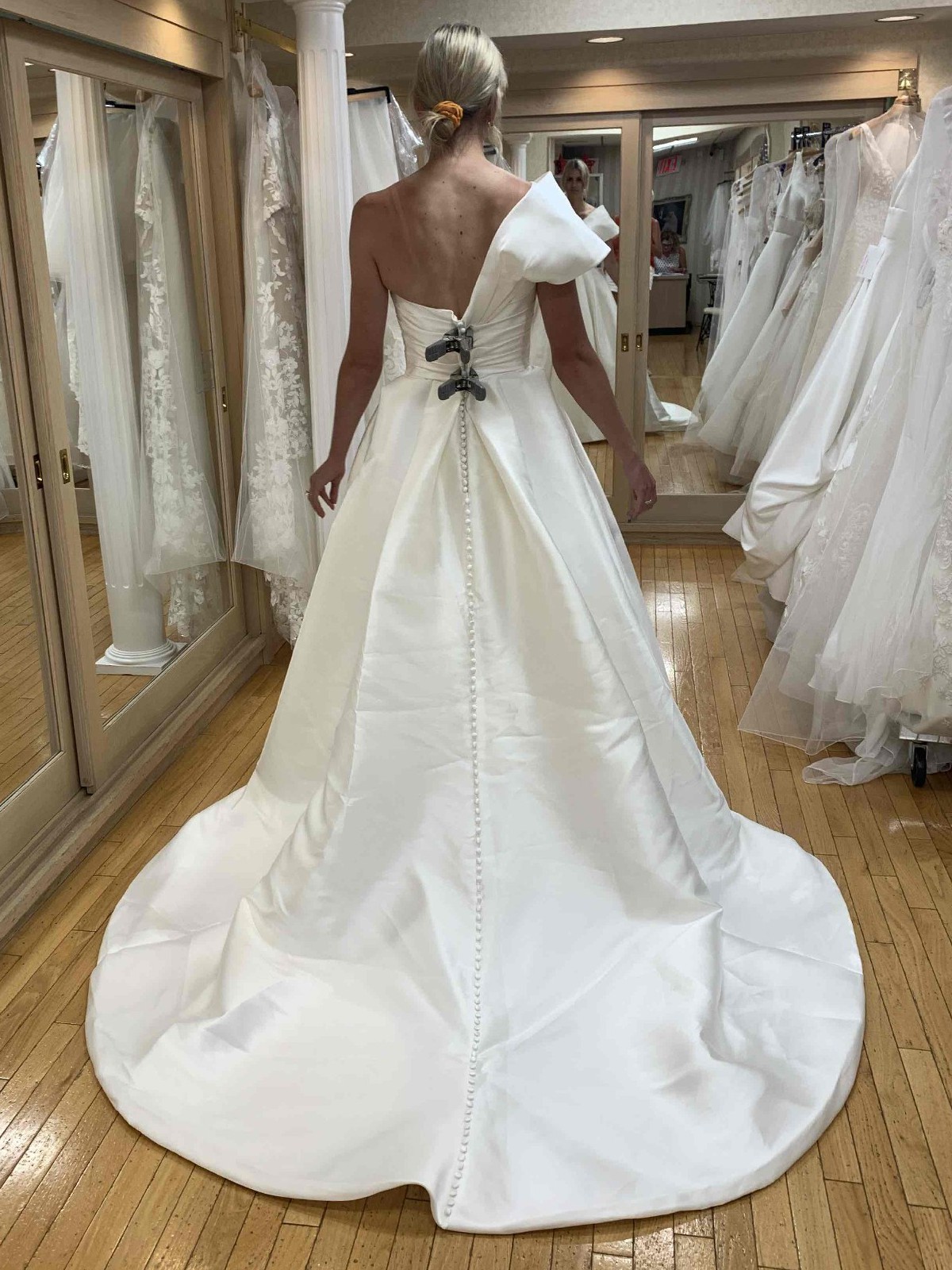 pronovias black dress