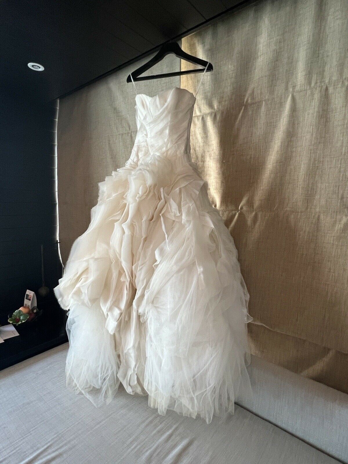 Vera Wang Diana Wedding Dress Save 86 Stillwhite