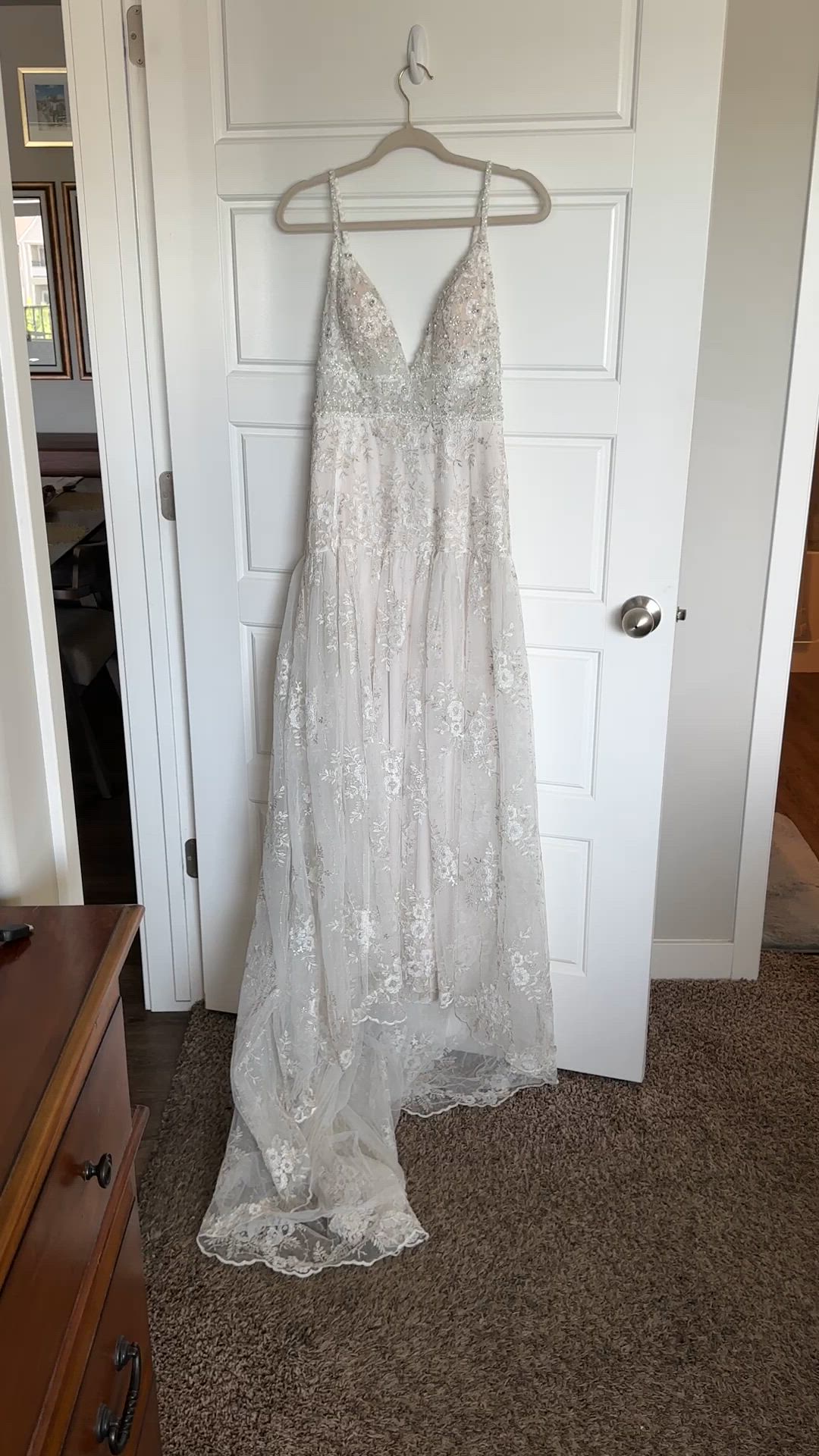 Allure Bridals, 9526