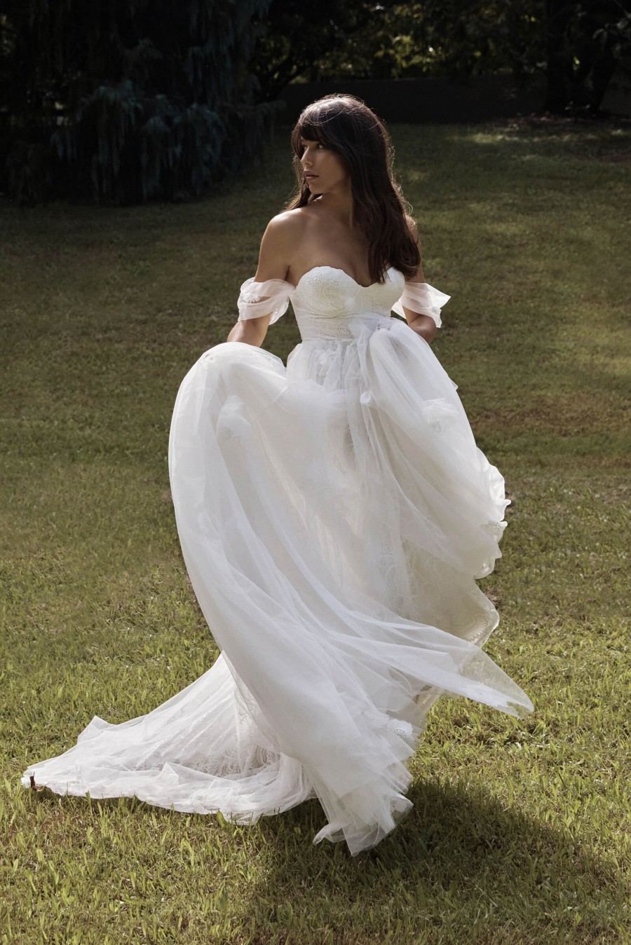 22 Light and Airy Bridal Gowns – Stillwhite Blog