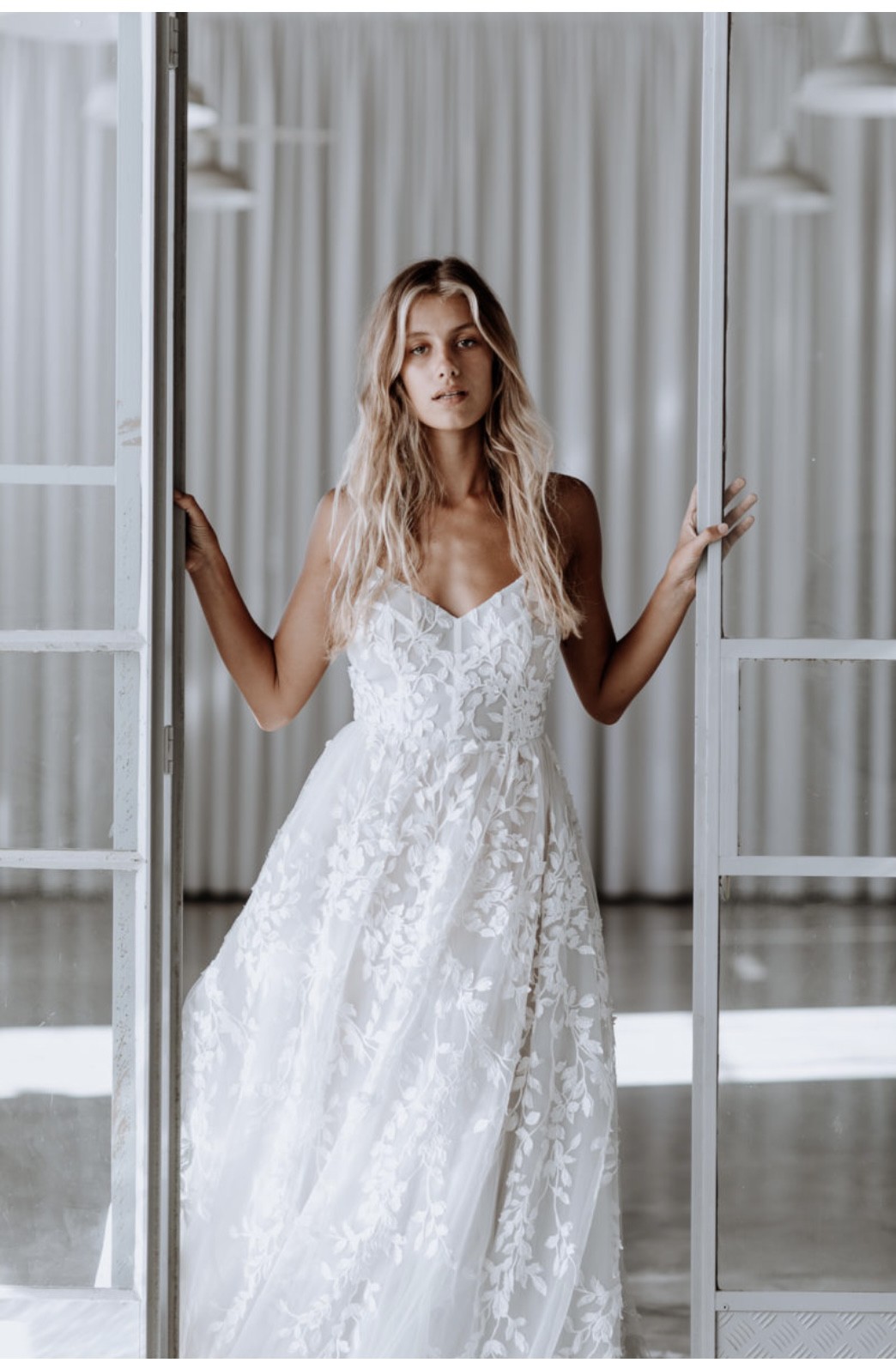 GC#34050 - Vagabond Wilde Wedding Dress in Size 12 – Glamour Closet