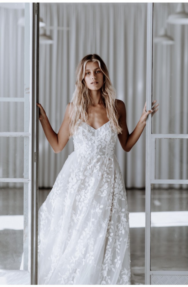 Vagabond Bridal Wilde New Wedding Dress Save 33% - Stillwhite