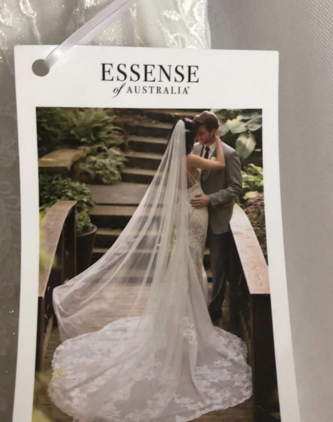 essense of australia d2887