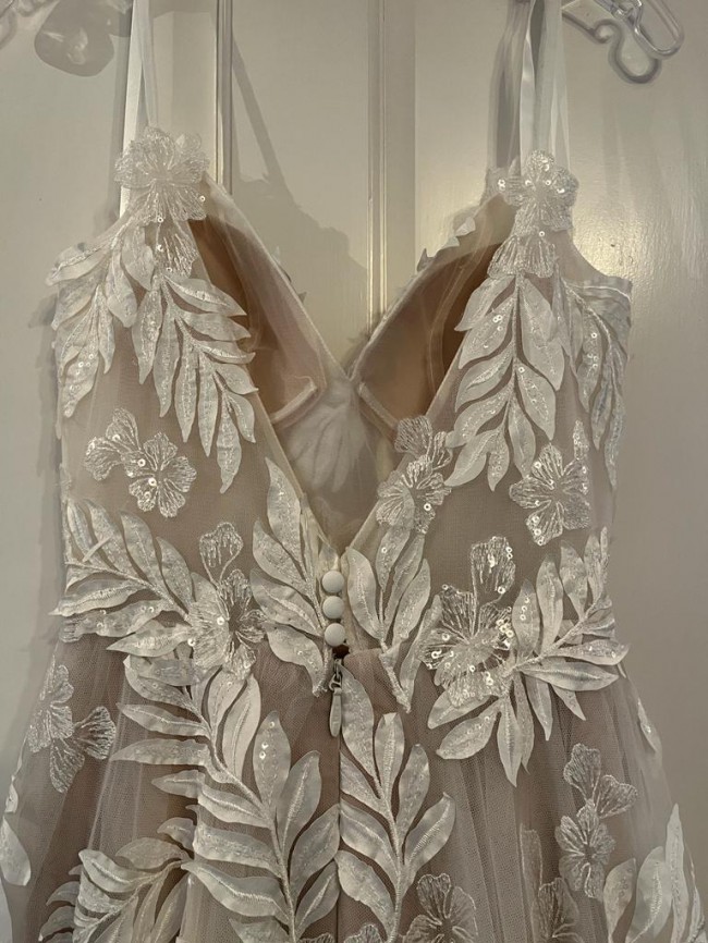 Evie Young Bridal New Wedding Dress Save 40 Stillwhite