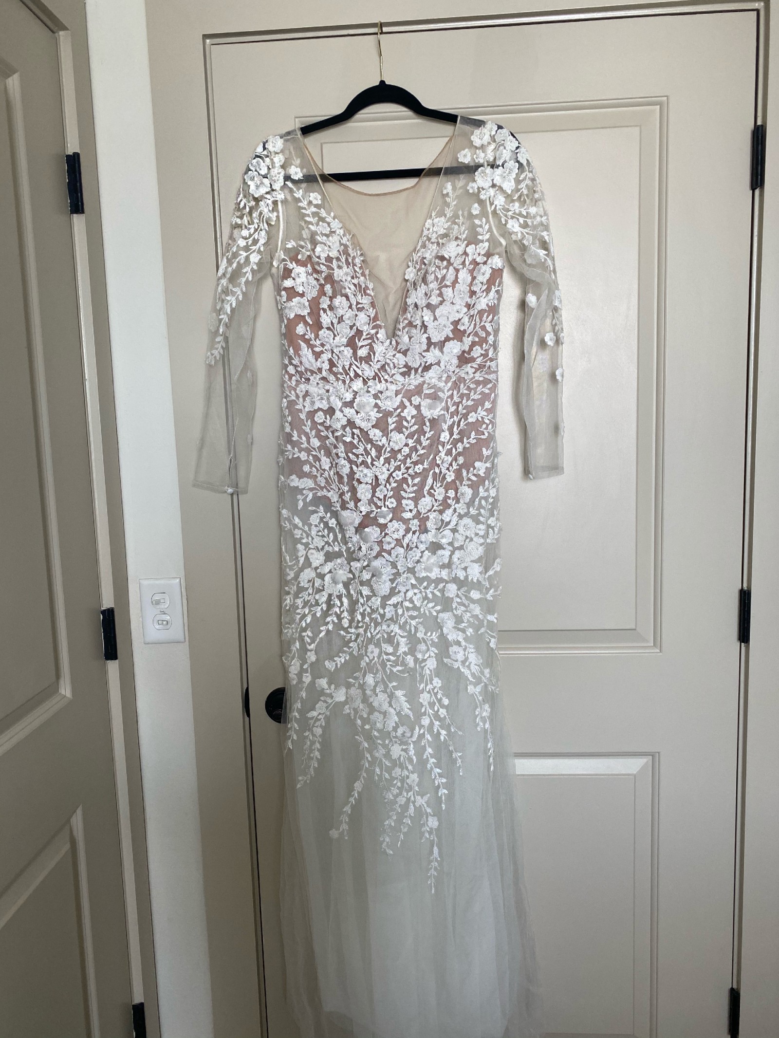 Galina Signature Floral illusion body suit Wedding dress Preowned Wedding  Dress Save 34% - Stillwhite