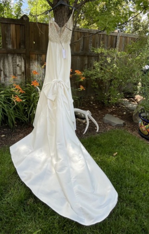 Justin Alexander, Chelsea New Wedding Dress Save 78% - Stillwhite