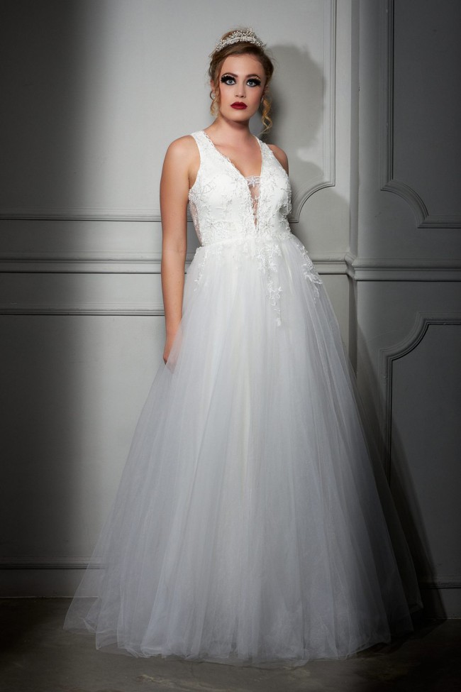 Maison Estrella Brilliants Princess A-line dress Silk tulle Italia