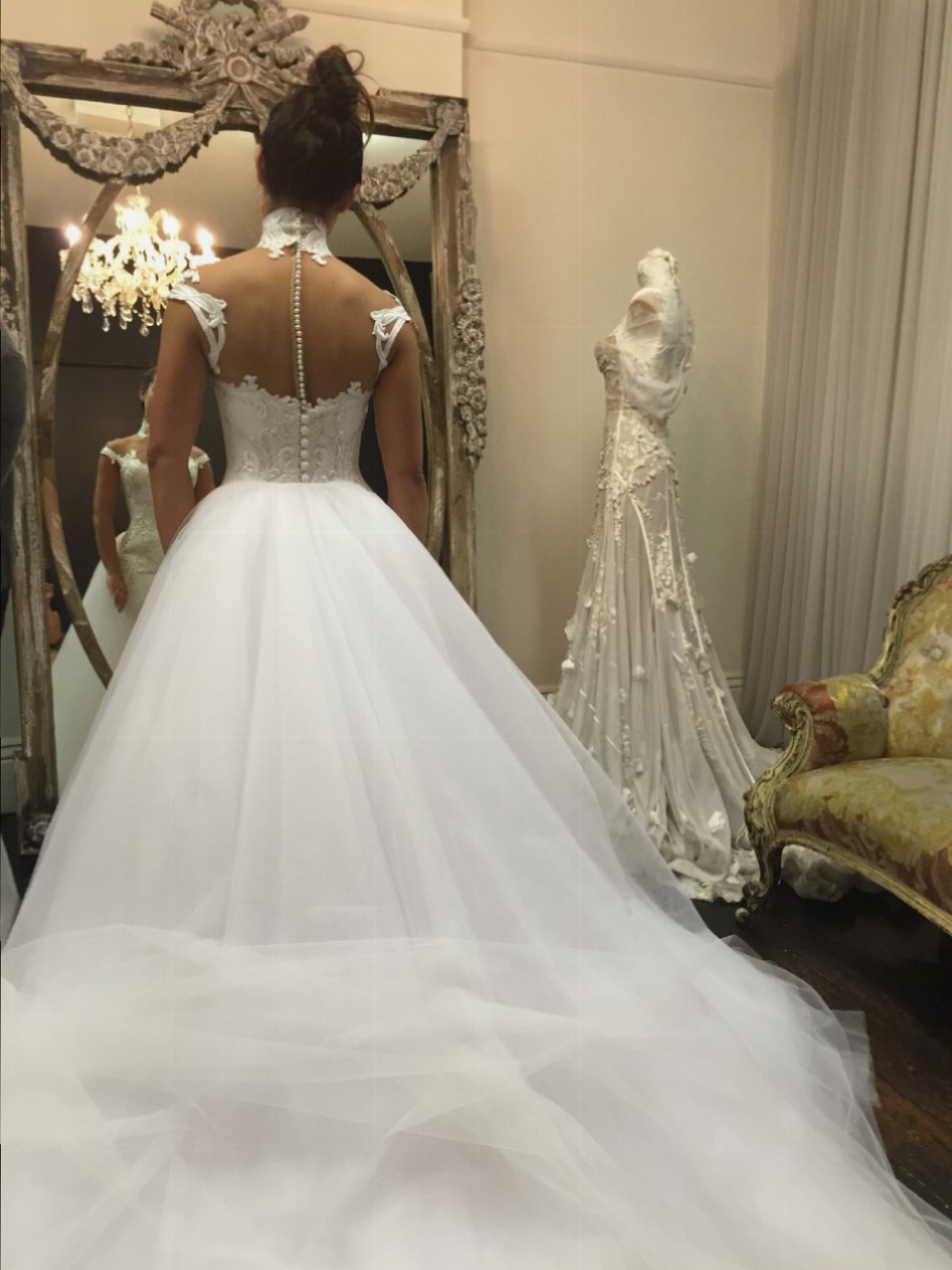 detachable tulle train