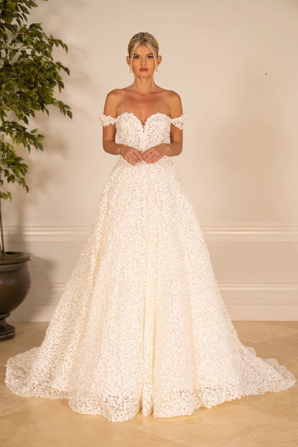 Reem Acra Promises Preowned Wedding Dress Save 35% - Stillwhite
