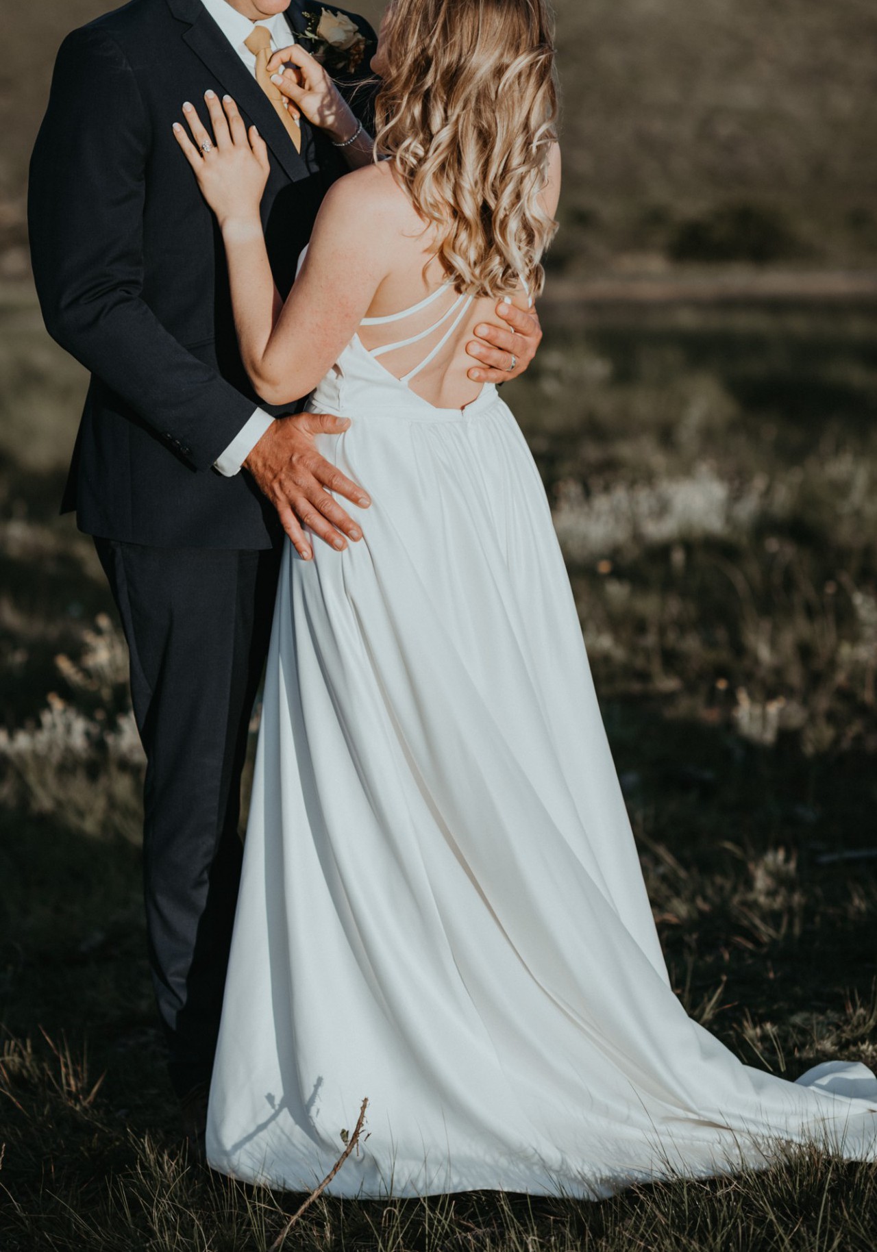 where to sell used wedding dress