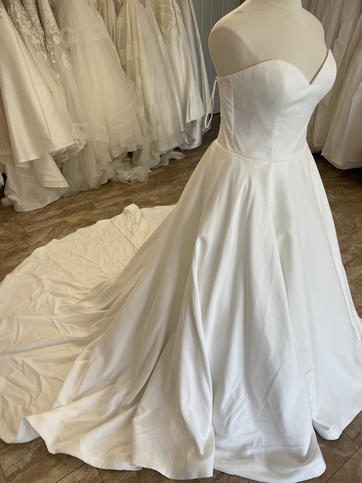 Justin Alexander Rings 55021 New Wedding Dress Save 75% - Stillwhite