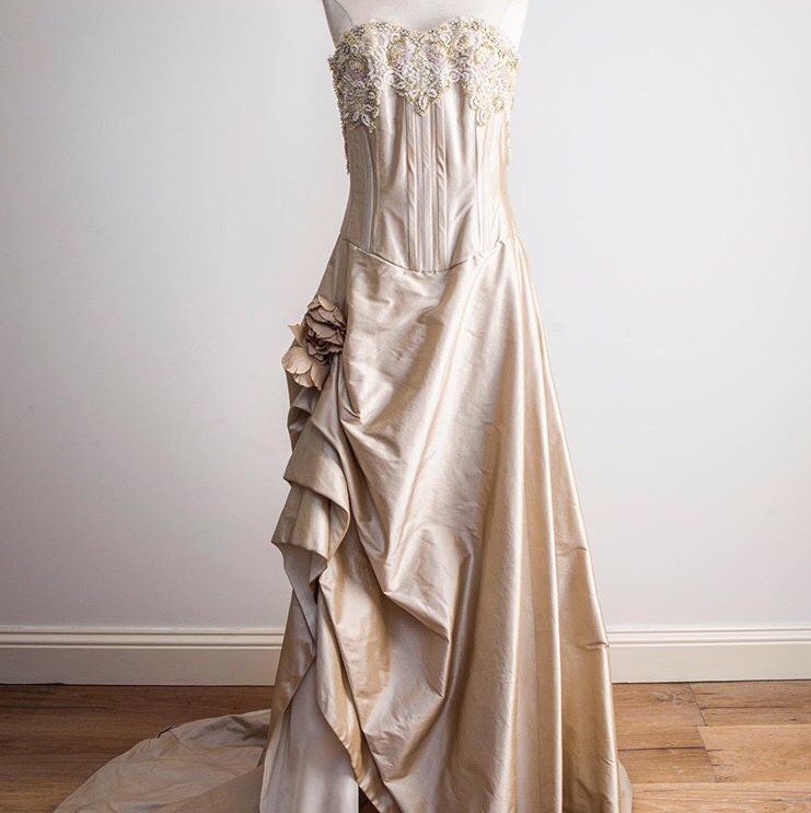 Cocoa Couture Sample Wedding Dress Save 84 Stillwhite