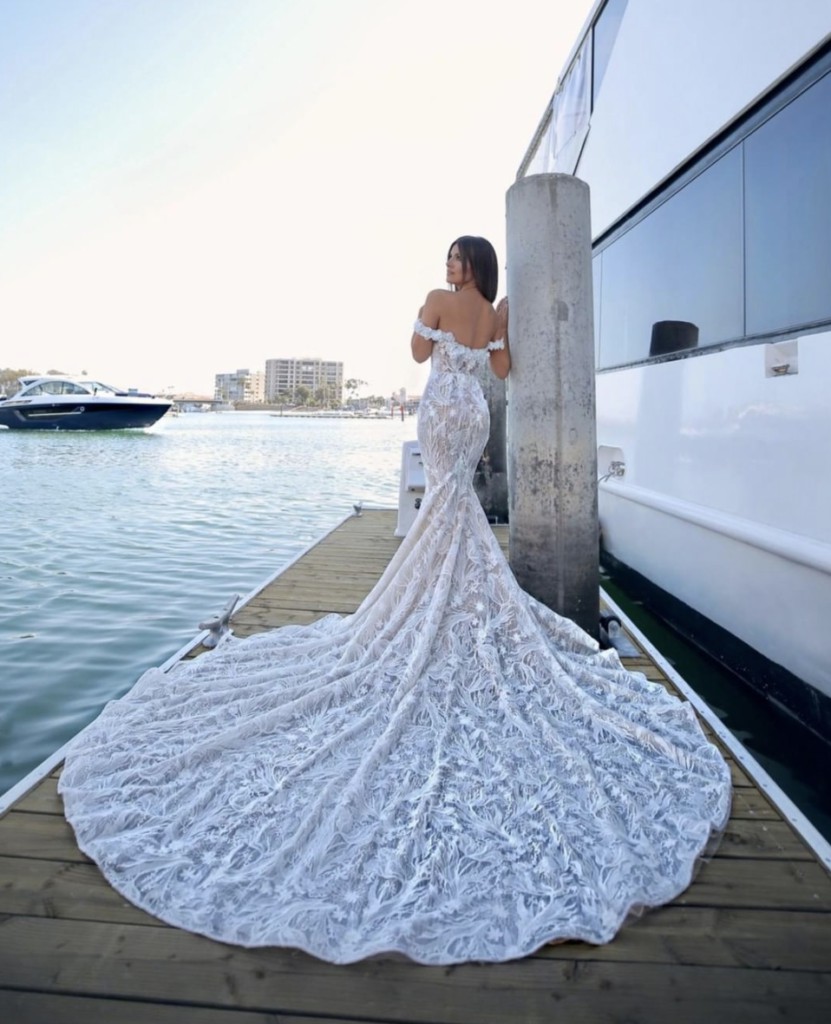 Enzoani Odette Sample Wedding Dress Save 50% - Stillwhite