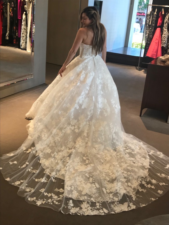 monique lhuillier fall 2019 bridal