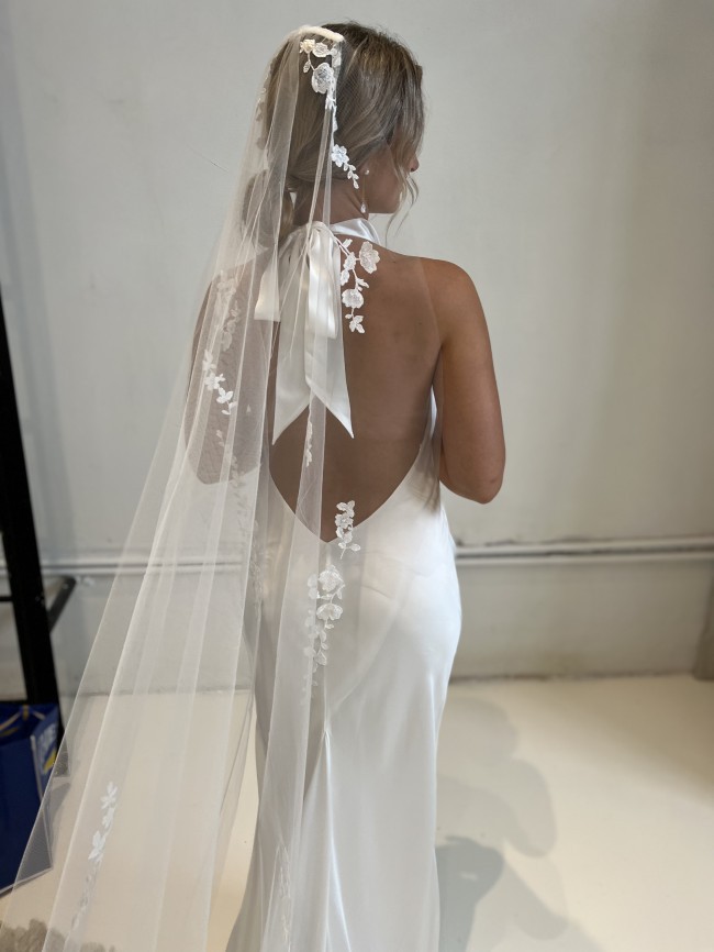 Grace Loves Lace Goldie New Wedding Dress Save 21% - Stillwhite