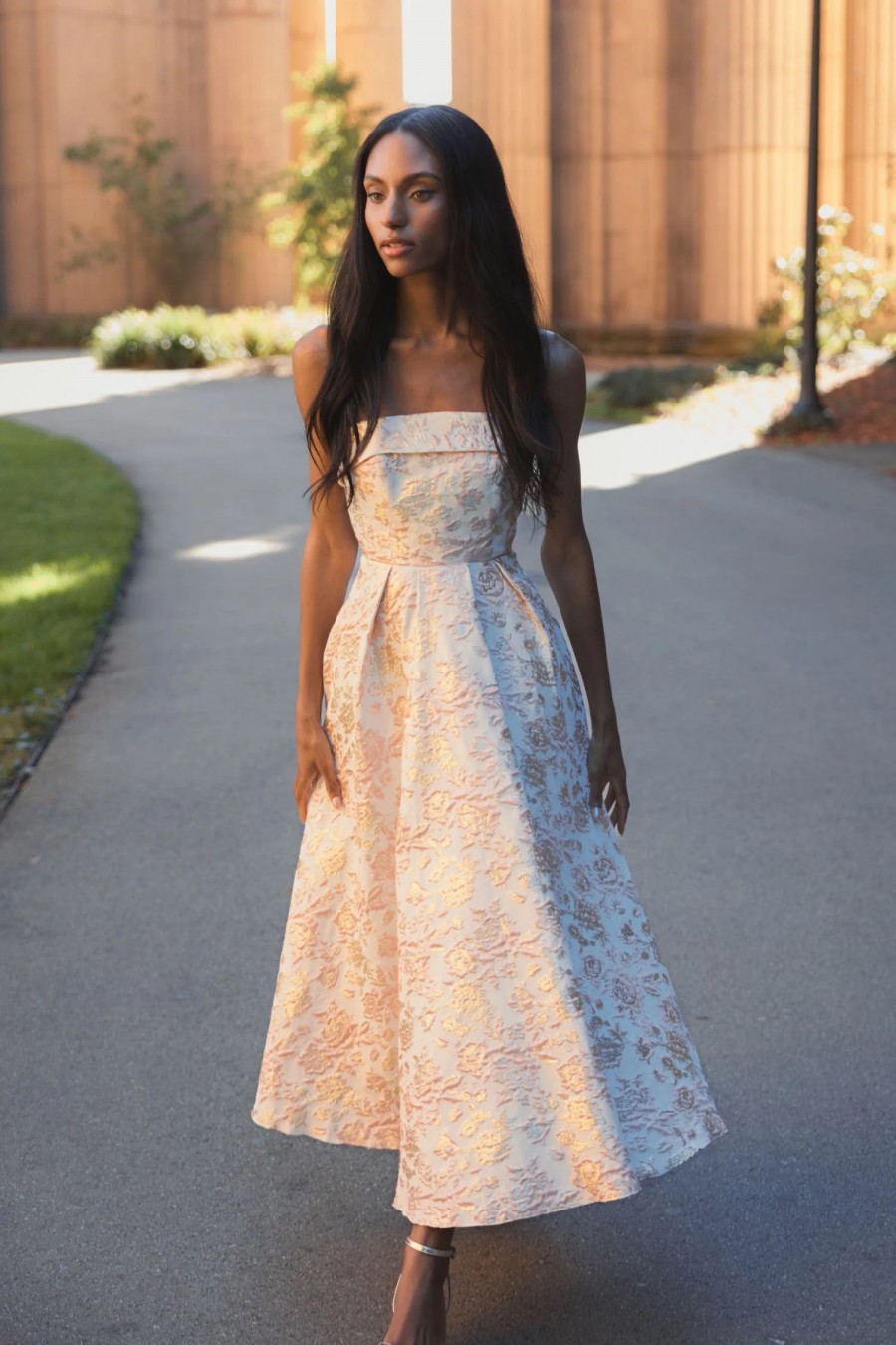 Mac Duggal Mac Duggal