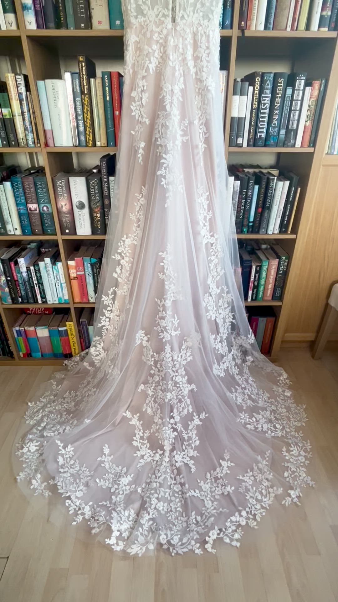 Madi Lane, Kalara in Ivory / Mocha (Style number: ML23692)