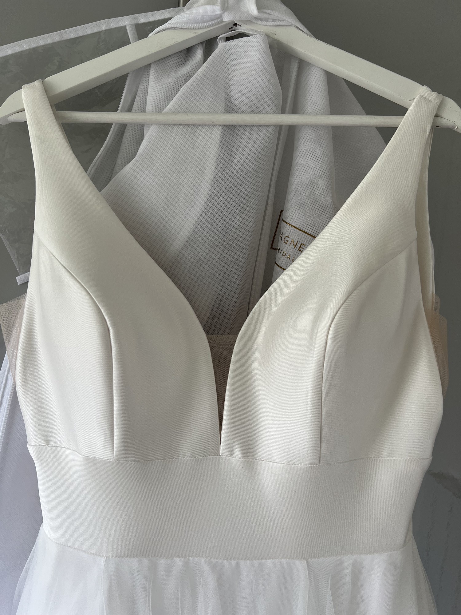 【ROMANTIC CROWN】送料・関税込/MONOCHROME SHOULDERLESS DRESS Allure Romance Wedding Dress Save 47% - Stillwhite