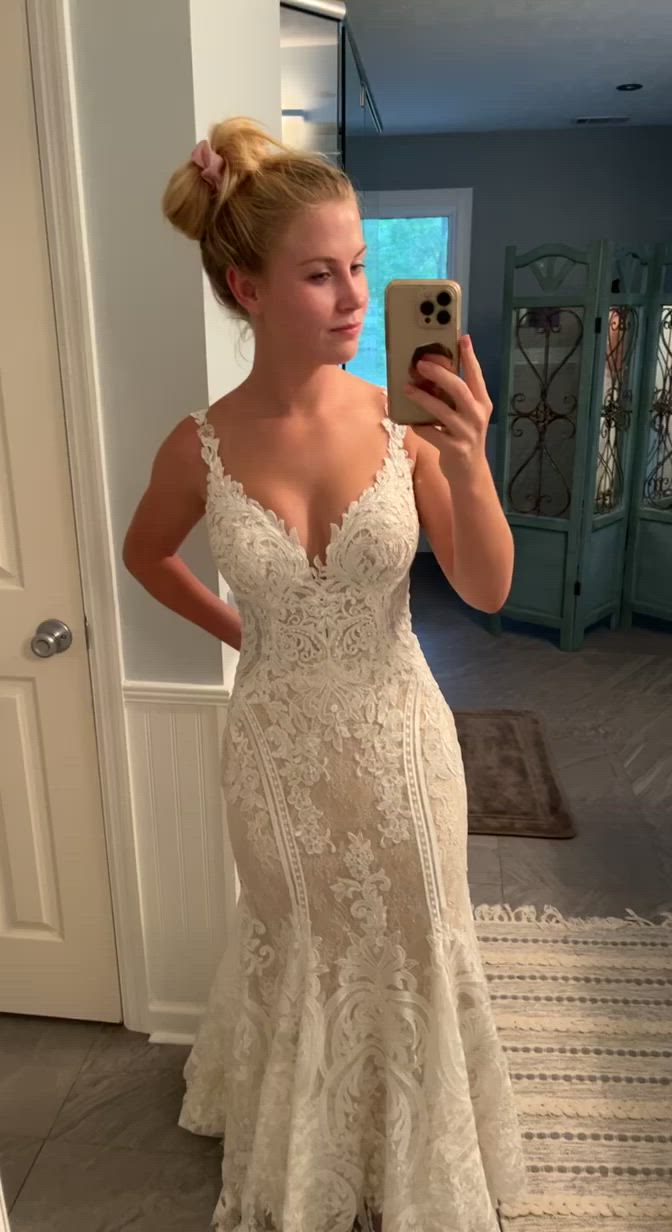Martina Liana, 905