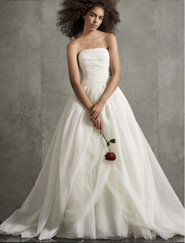 Vera Wang White VW351178