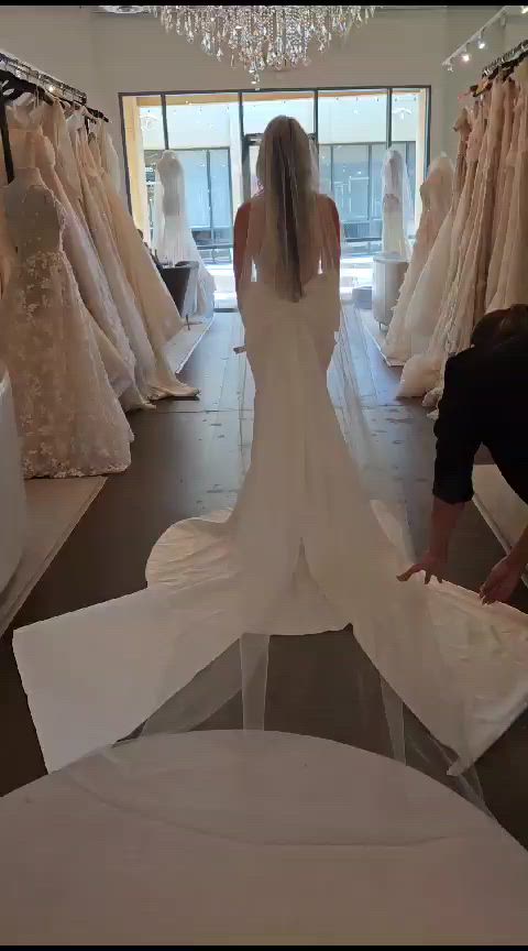 Ines Di Santo, Topaz