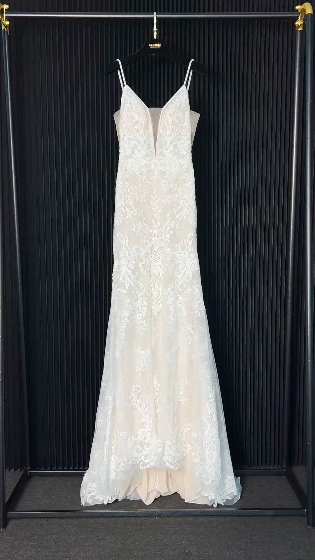 Pronovias Privee, ARABELLA