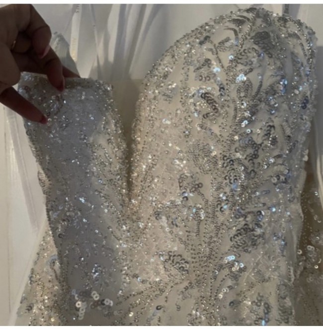 Allure Bridals New Wedding Dress Save 16% - Stillwhite