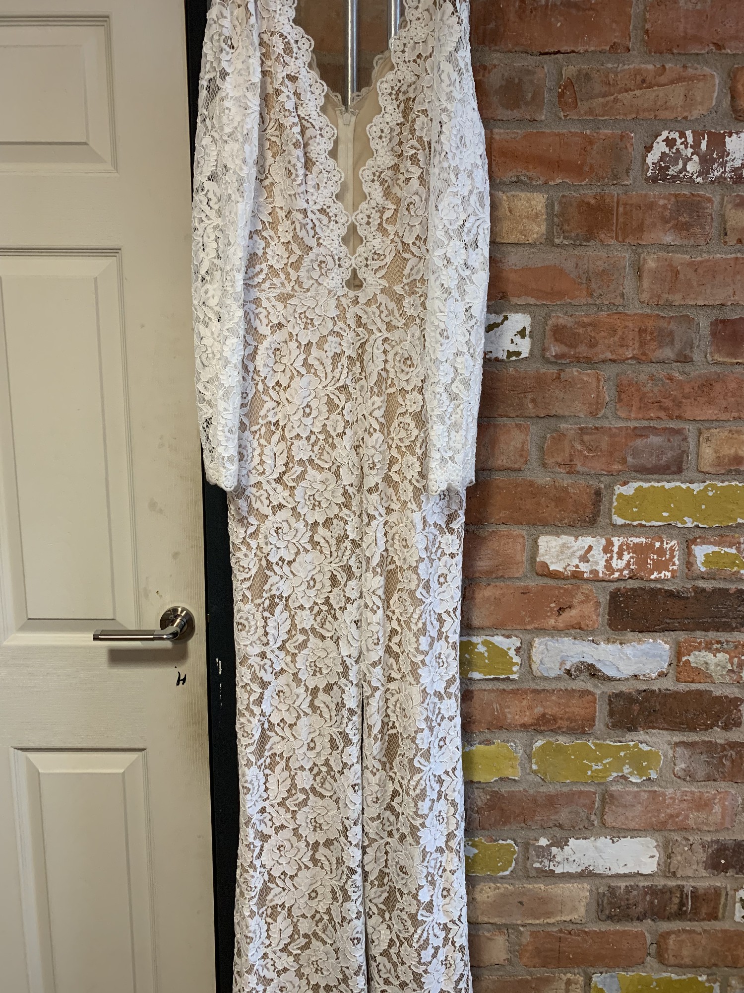 Tadashi Shoji Revel Long Sleeve Lace 