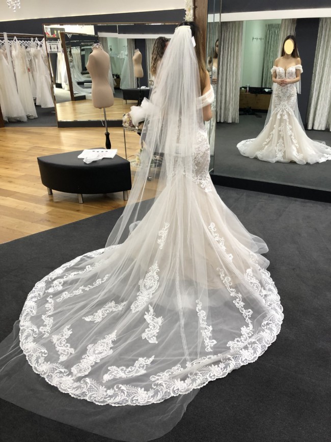 Essense of Australia D2819 New Wedding Dress Save 42% - Stillwhite