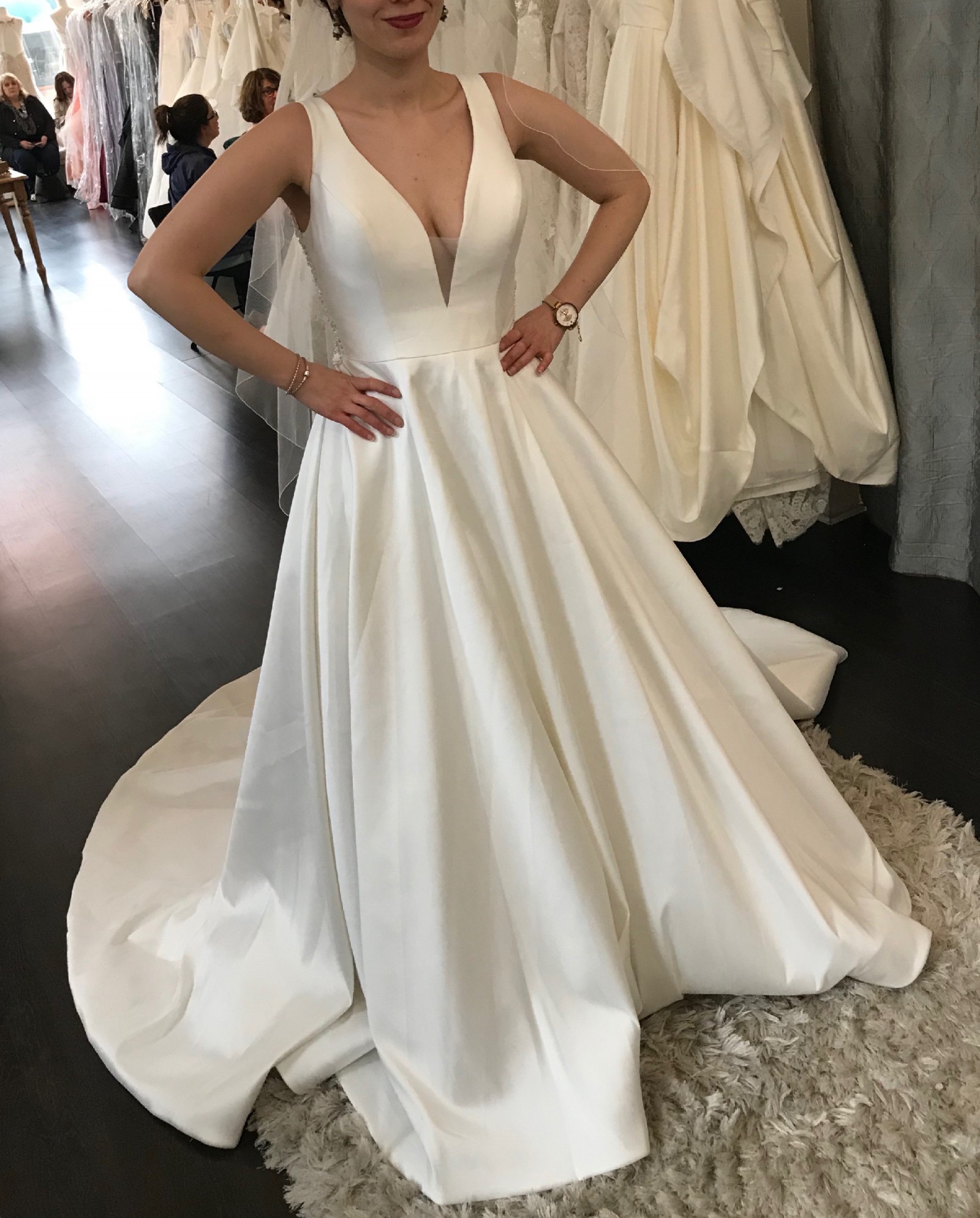 A-Line Preloved Wedding Dress Save 58% - Stillwhite