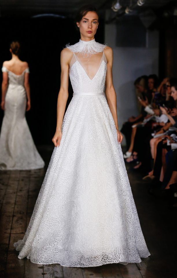 Rita Vinieris Promise Sample Wedding Dress on Sale 83% Off – Stillwhite