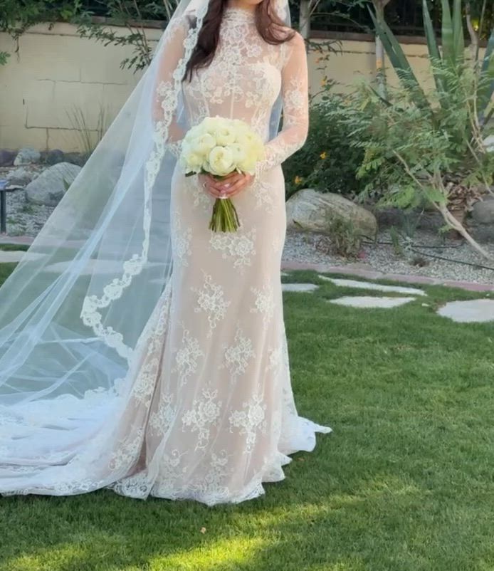 Arava Polak, Lace Dress Rosalie