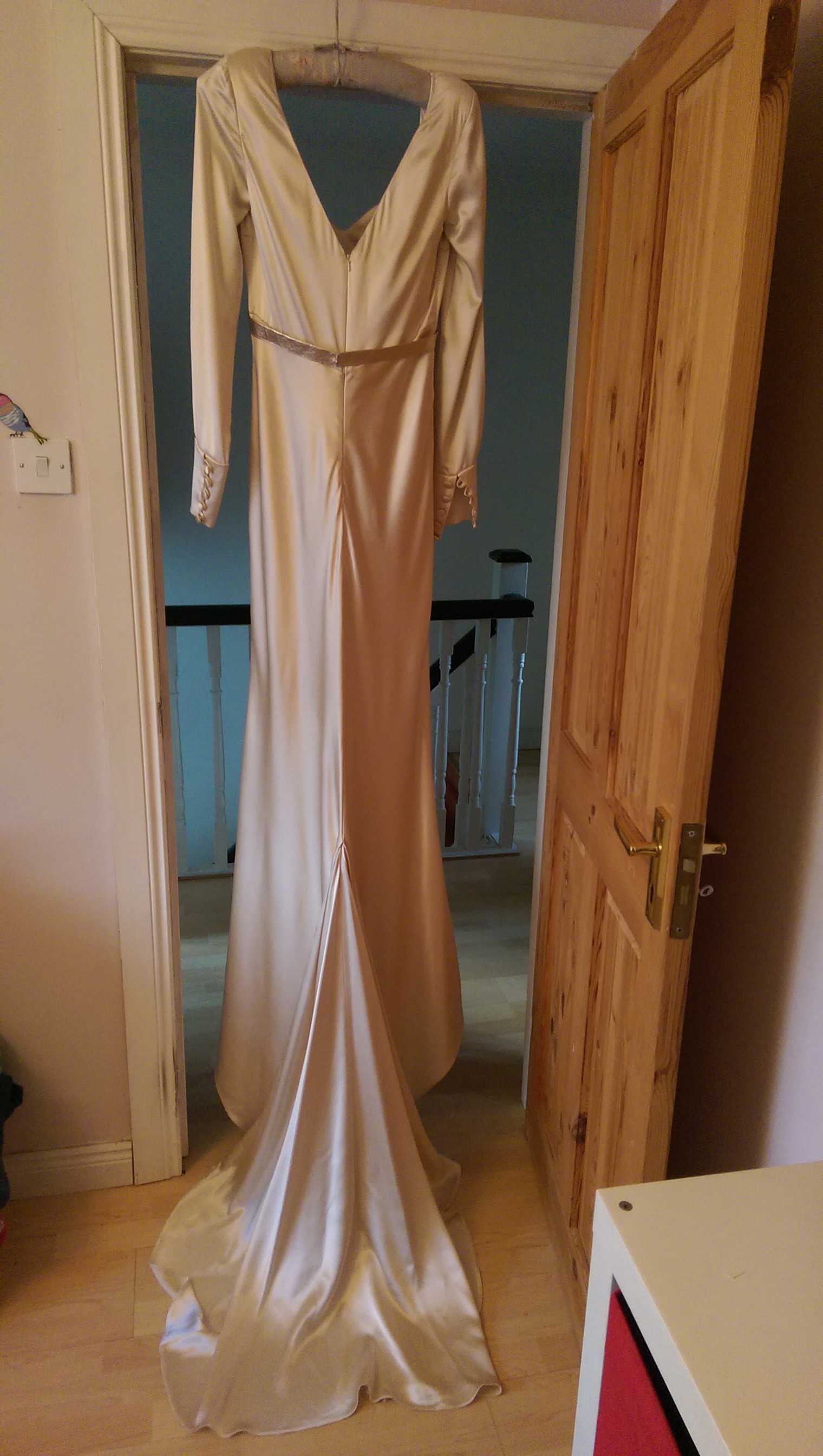 Una Rodden Custom Made Preowned Wedding Dress Save 83% - Stillwhite
