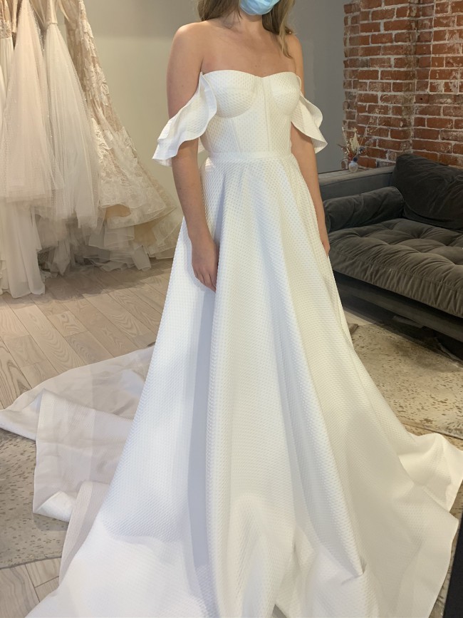 Alena Leena Bridal Mimosa New Wedding Dress Save 14% - Stillwhite
