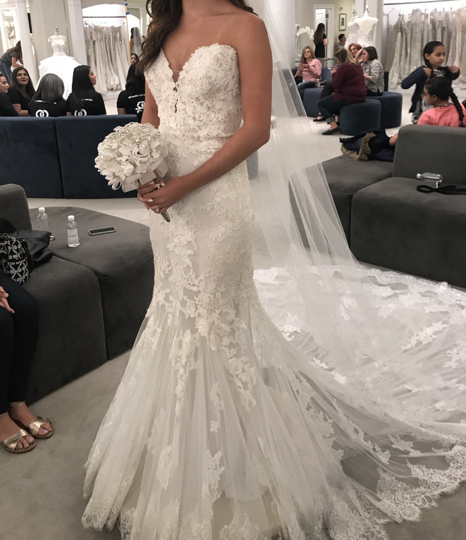 Pronovias ermin price hotsell